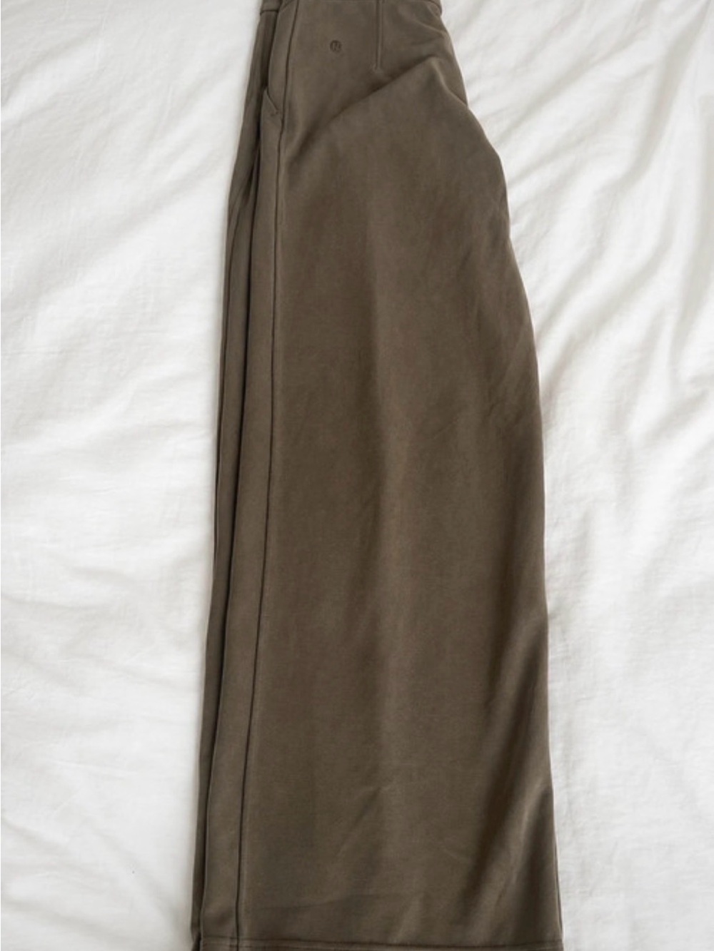 lululemon athletica Olive Wide-Leg Trousers Size small pull on pants